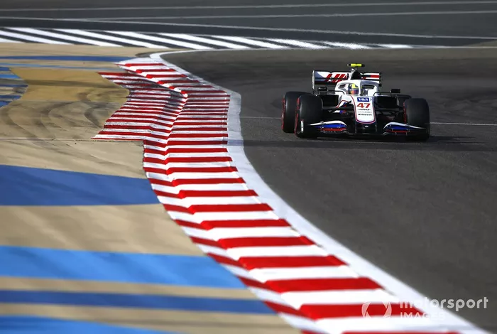 Mick Schumacher, Haas VF-21