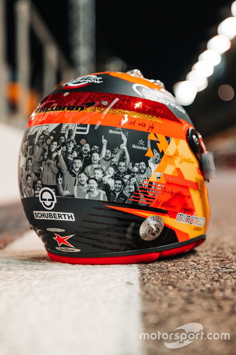 Casco de Carlos Sainz Jr., McLaren