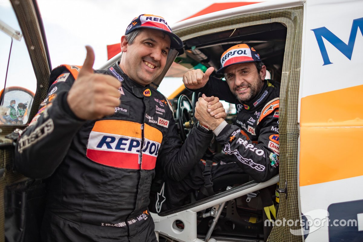 #327 Repsol Rally Team Toyota: Pujol Isidre Esteve, Txema Villalobos