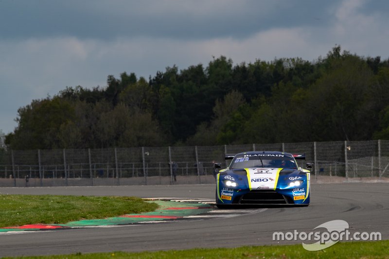 #97 Oman Racing with TF Sport Aston Martin Vantage AMR GT3: Salih Yoluc, Ahmad Al Harthy, Charlie Eastwood