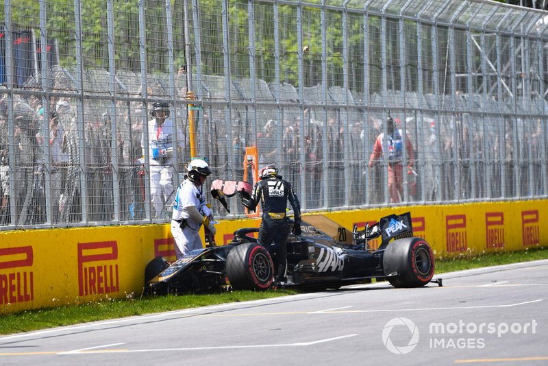Choque de Kevin Magnussen, Haas F1 Team VF-19
