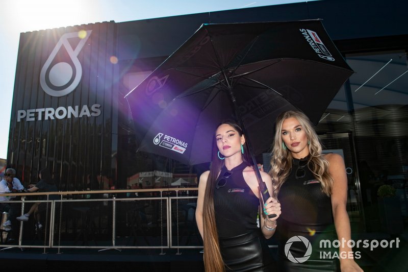 MotoGP grid girls