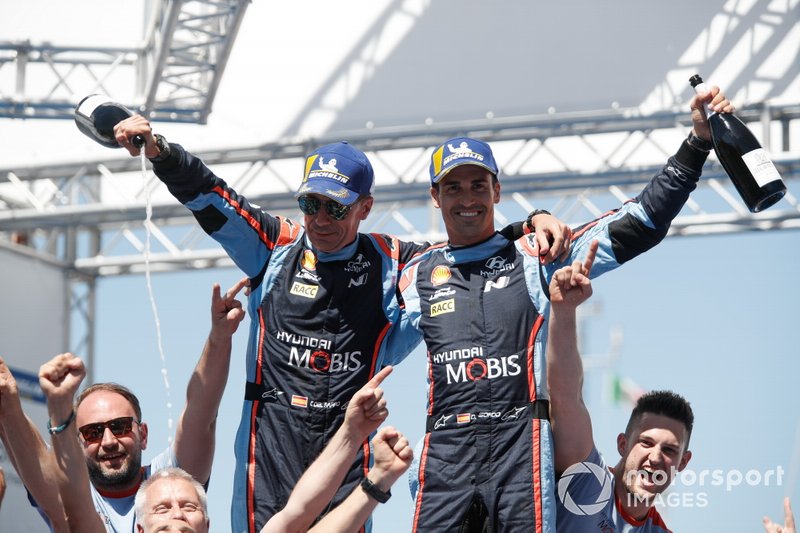 Ganador Dani Sordo, Carlos del Barrio, Hyundai Motorsport Hyundai i20 Coupe WRC