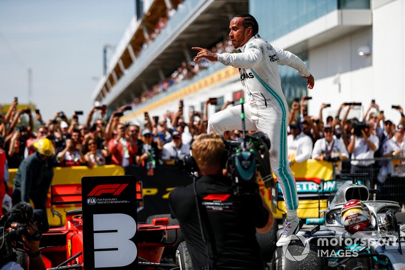Lewis Hamilton, Mercedes AMG F1, 1st position, celebrates in Parc Ferme