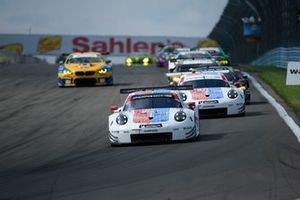 #912 Porsche GT Team Porsche 911 RSR, GTLM: Earl Bamber, Laurens Vanthoor, #911 Porsche GT Team Porsche 911 RSR, GTLM: Patrick Pilet, Nick Tandy