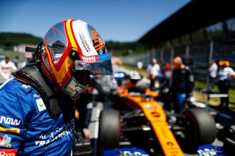 Carlos Sainz Jr., McLaren on the grid
