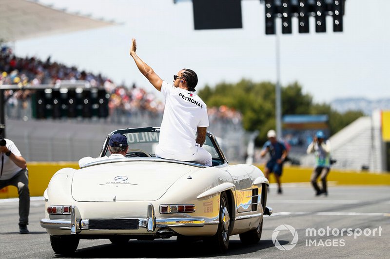 Lewis Hamilton, Mercedes AMG F1, alla parata dei piloti