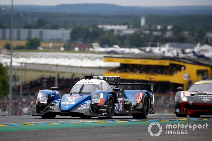 #36 Signatech Alpine Matmut Alpine A470: Nicolas Lapierre, Andre Negrao, Pierre Thiriet