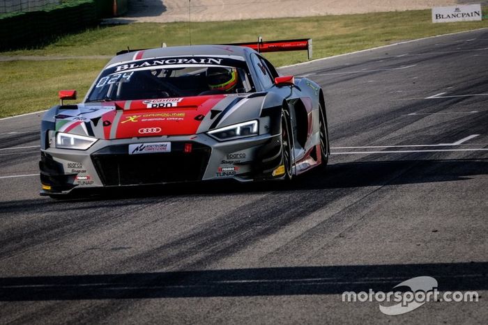 #7 Audi Sport Italia Audi R8 LMS GT3: Andrea Fontana, Pierre Kaffer