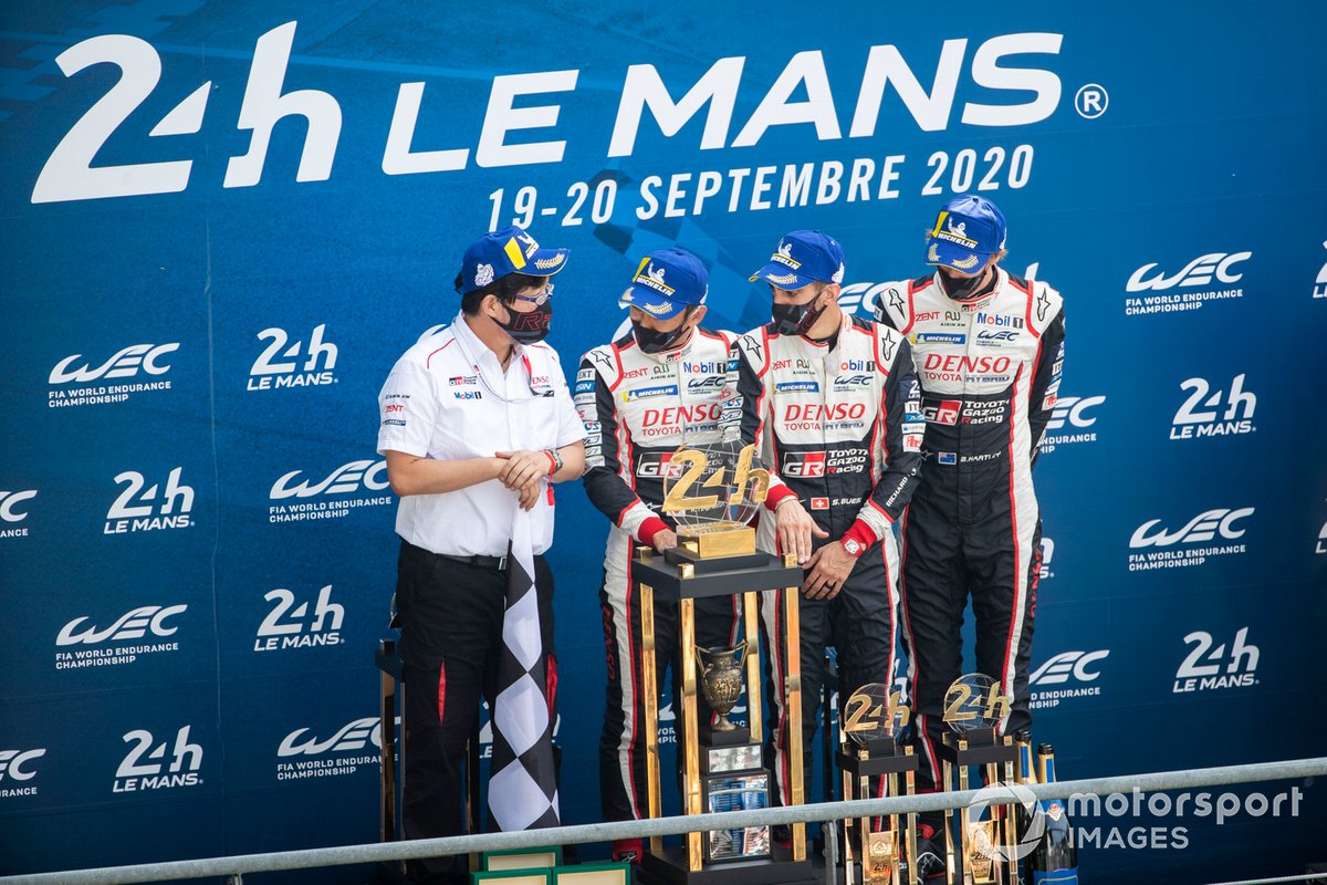 Podio: ganador #8 Toyota Gazoo Racing Toyota TS050: Sebastien Buemi, Kazuki Nakajima, Brendon Hartley