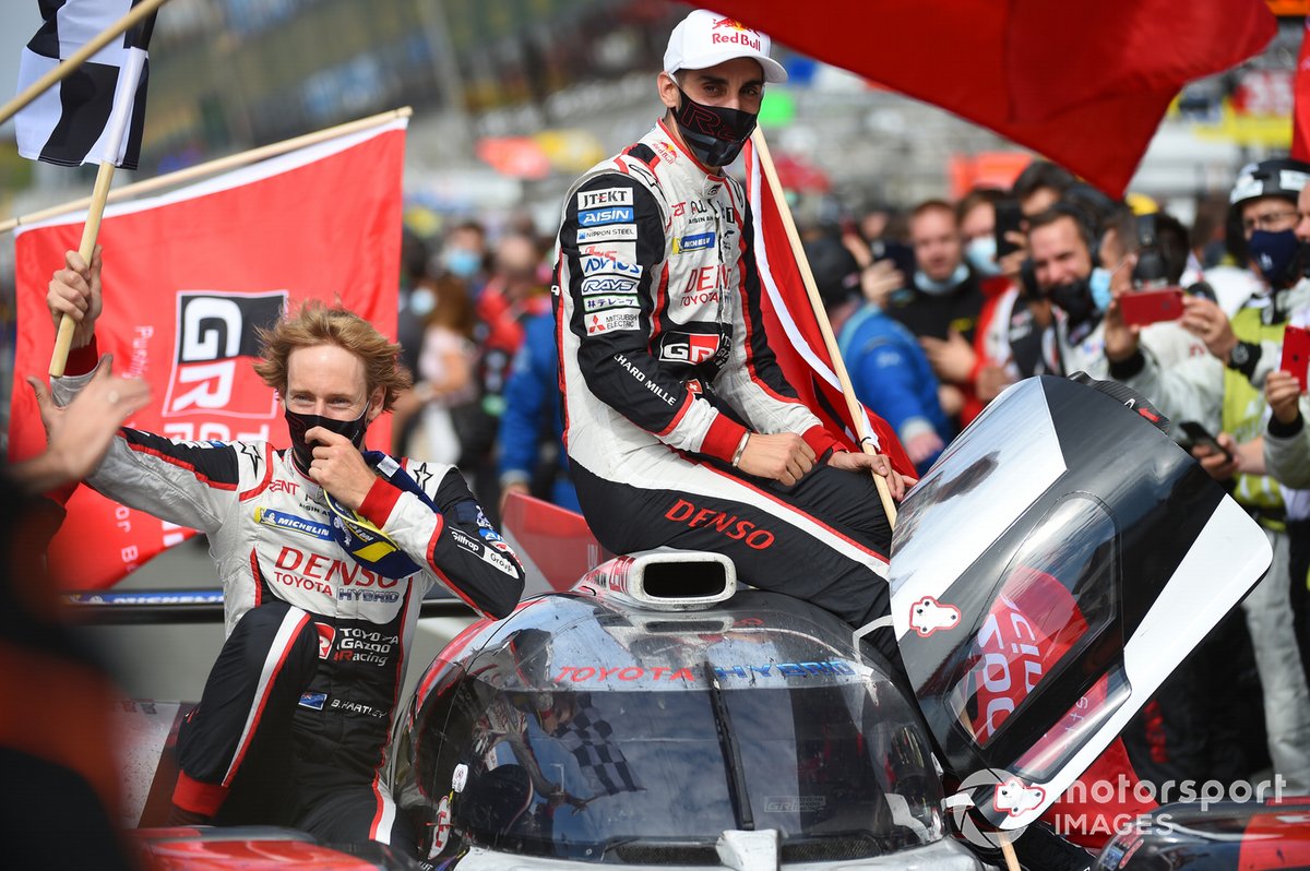 Ganadores #8 Toyota Gazoo Racing Toyota TS050: Sébastien Buemi, Kazuki Nakajima, Brendon Hartley