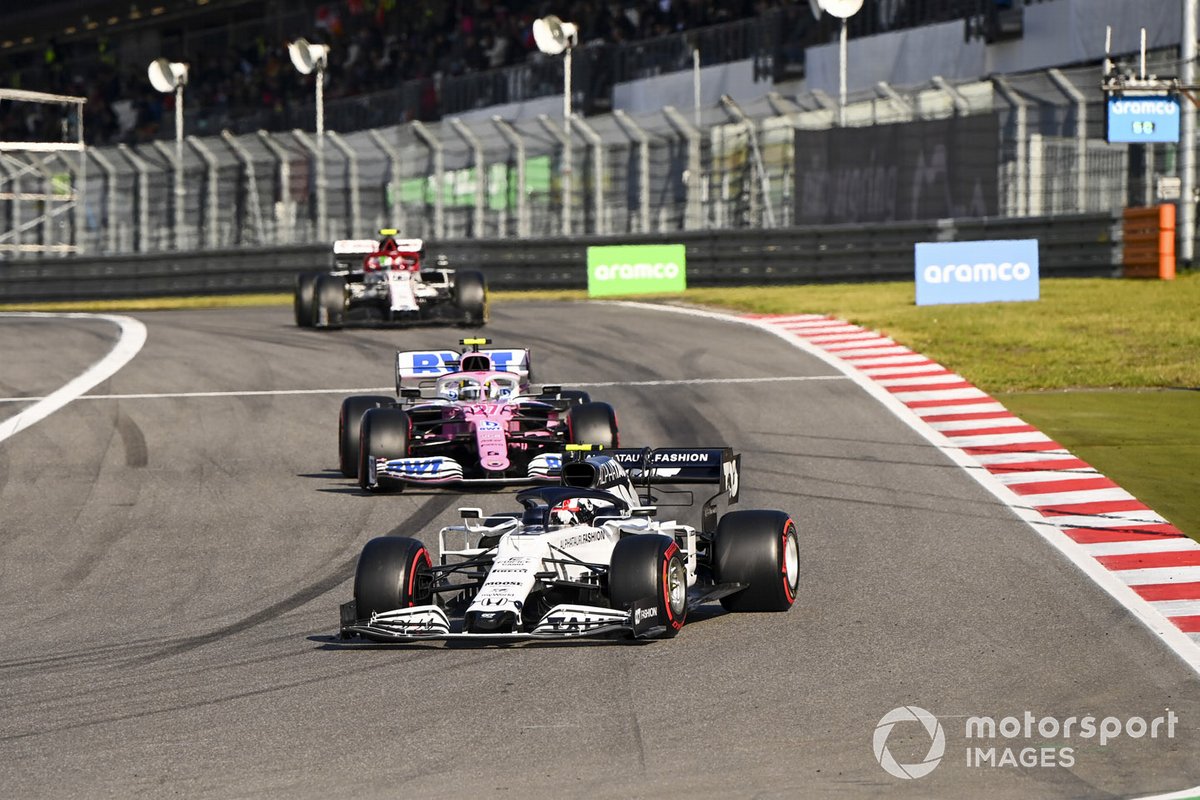 Pierre Gasly, AlphaTauri AT01 e Nico Hulkenberg, Racing Point RP20