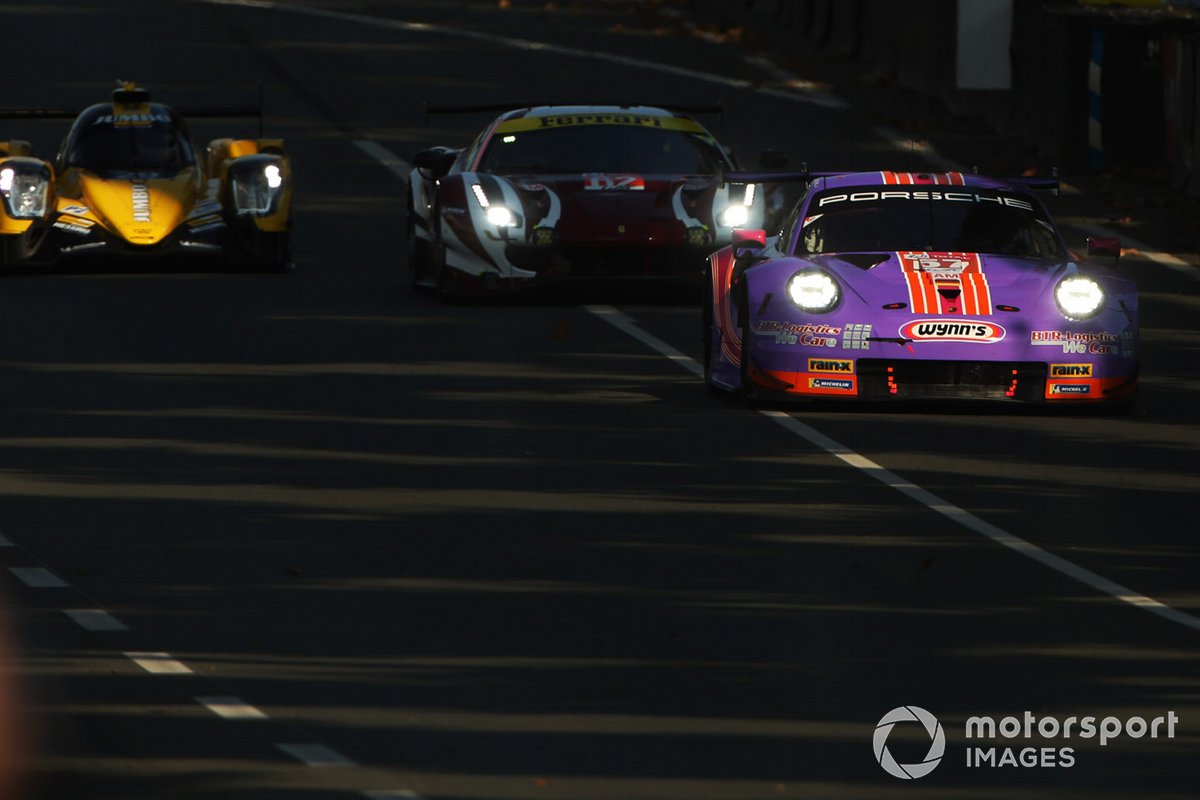 #57 Team Project 1 Porsche 911 RSR: Ben Keating, Felipe Fraga, Jeroen Bleekemolen