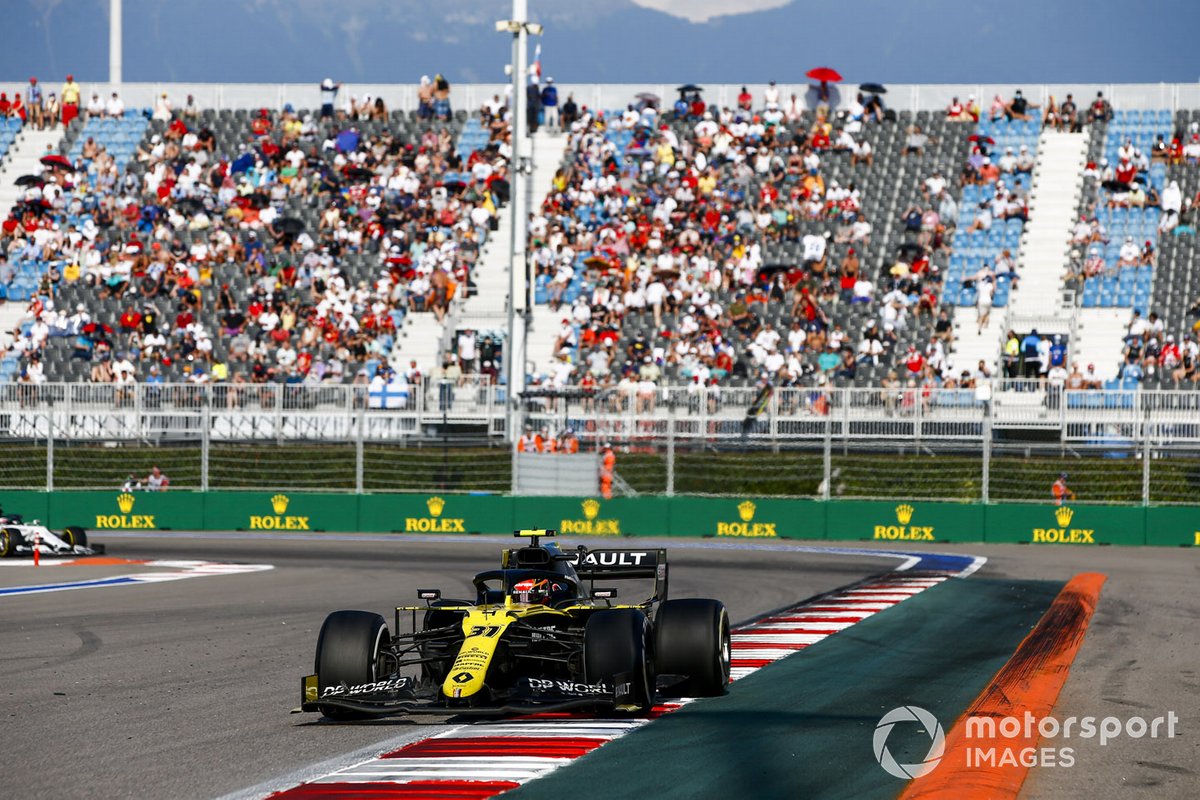 Esteban Ocon, Renault F1 Team R.S.20