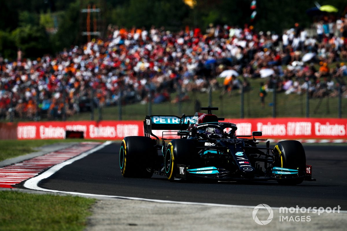 Lewis Hamilton, Mercedes W12