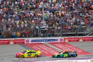Race winner Ryan Blaney, Team Penske, Ford Mustang Menards/Cardell Cabinetry, William Byron, Hendrick Motorsports, Chevrolet Camaro Axalta