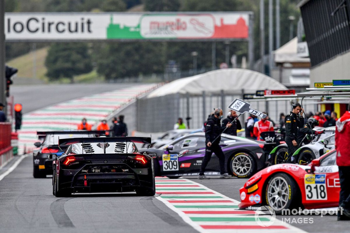 Azione in pit-lane