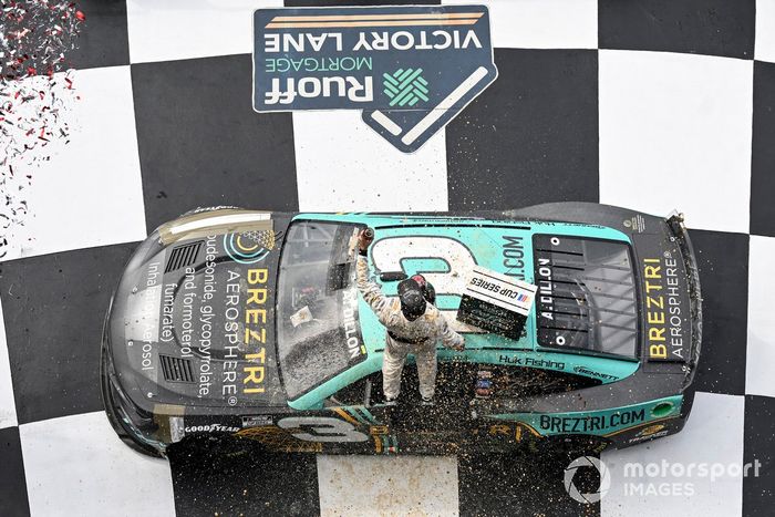 Ganador Austin Dillon, Richard Childress Racing, BREZTRI Chevrolet Camaro