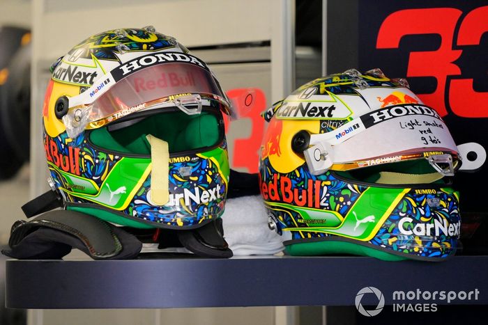 Cascos para Max Verstappen, Red Bull Racing