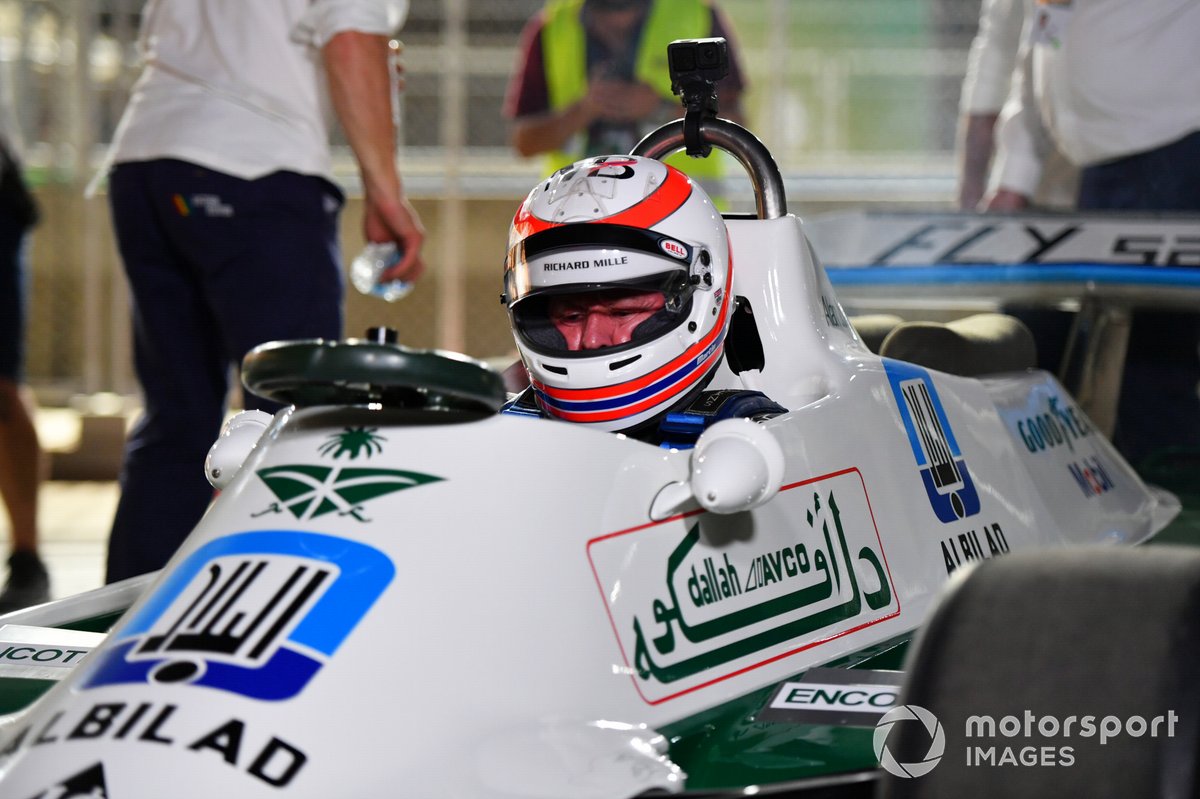 Martin Brundle, Sky TV, with a Williams FW07