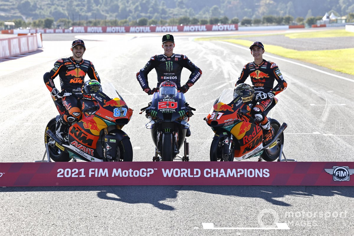 Juara Dunia 2021 : Remy Gardner, Red Bull KTM Ajo, Fabio Quartararo, Yamaha Factory Racing, Pedro Acosta, Red Bull KTM Ajo 