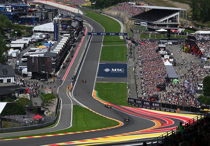 Lando Norris, McLaren, Oscar Piastri, McLaren, Max Verstappen, Red Bull Racing