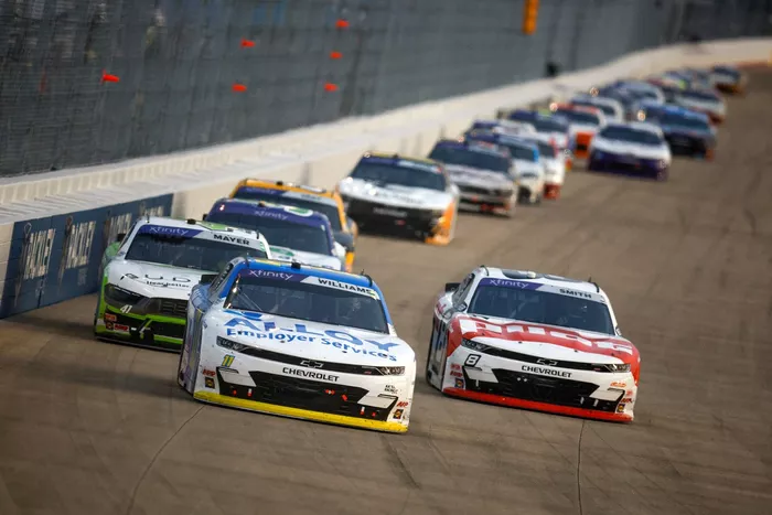 Josh Williams, Kaulig Racing Chevrolet, Sammy Smith, JR Motorsprots Chevrolet