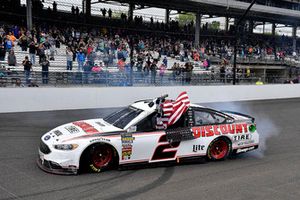 Brad Keselowski, Team Penske, Ford Fusion Discount Tire wins