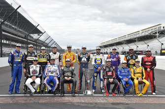 Kyle Busch, Joe Gibbs Racing, Toyota Camry M&M's Caramel Aric Almirola, Stewart-Haas Racing, Ford Fusion Smithfield Ryan Blaney, Team Penske, Ford Fusion BODYARMOR Brad Keselowski, Team Penske, Ford Fusion Discount Tire Joey Logano, Team Penske, Ford Fusion Shell Pennzoil Alex Bowman, Hendrick Motorsports, Chevrolet Camaro Axalta Chase Elliott, Hendrick Motorsports, Chevrolet Camaro NAPA Auto Parts Denny Hamlin, Joe Gibbs Racing, Toyota Camry FedEx Possibilities Martin Truex Jr., Furniture Row Racing, Toyota Camry Auto-Owners Insurance Austin Dillon, Richard Childress Racing, Chevrolet Camaro Dow MOLYKOTE Kevin Harvick, Stewart-Haas Racing, Ford Fusion Jimmy John's New 9-Grain Wheat Sub Clint Bowyer, Stewart-Haas Racing, Ford Fusion Mobil 1/Rush Truck Centers Jimmie Johnson, Hendrick Motorsports, Chevrolet Camaro Lowe's for Pros Kurt Busch, Stewart-Haas Racing, Ford Fusion Haas Automation/Monster Energy Kyle Larson, Chip Ganassi Racing, Chevrolet Camaro Credit One Bank Erik Jones, Joe Gibbs Racing, Toyota Camry buyatoyota.com