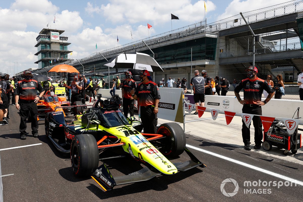 Santino Ferrucci, Dale Coyne Racing with Vasser Sullivan Honda
