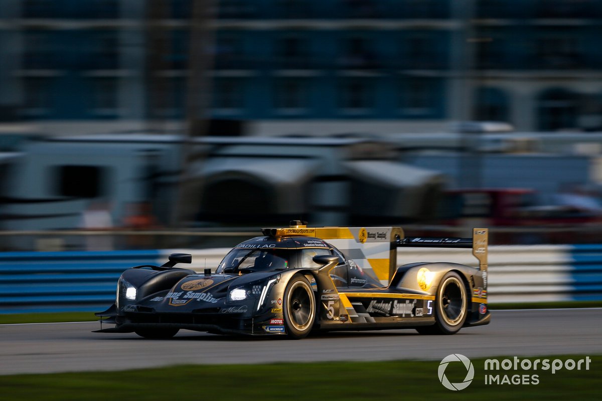 #5 Mustang Sampling Racing / JDC-Miller MotorSports Cadillac DPi, DPi: Sebastien Bourdais, Joao Barbosa