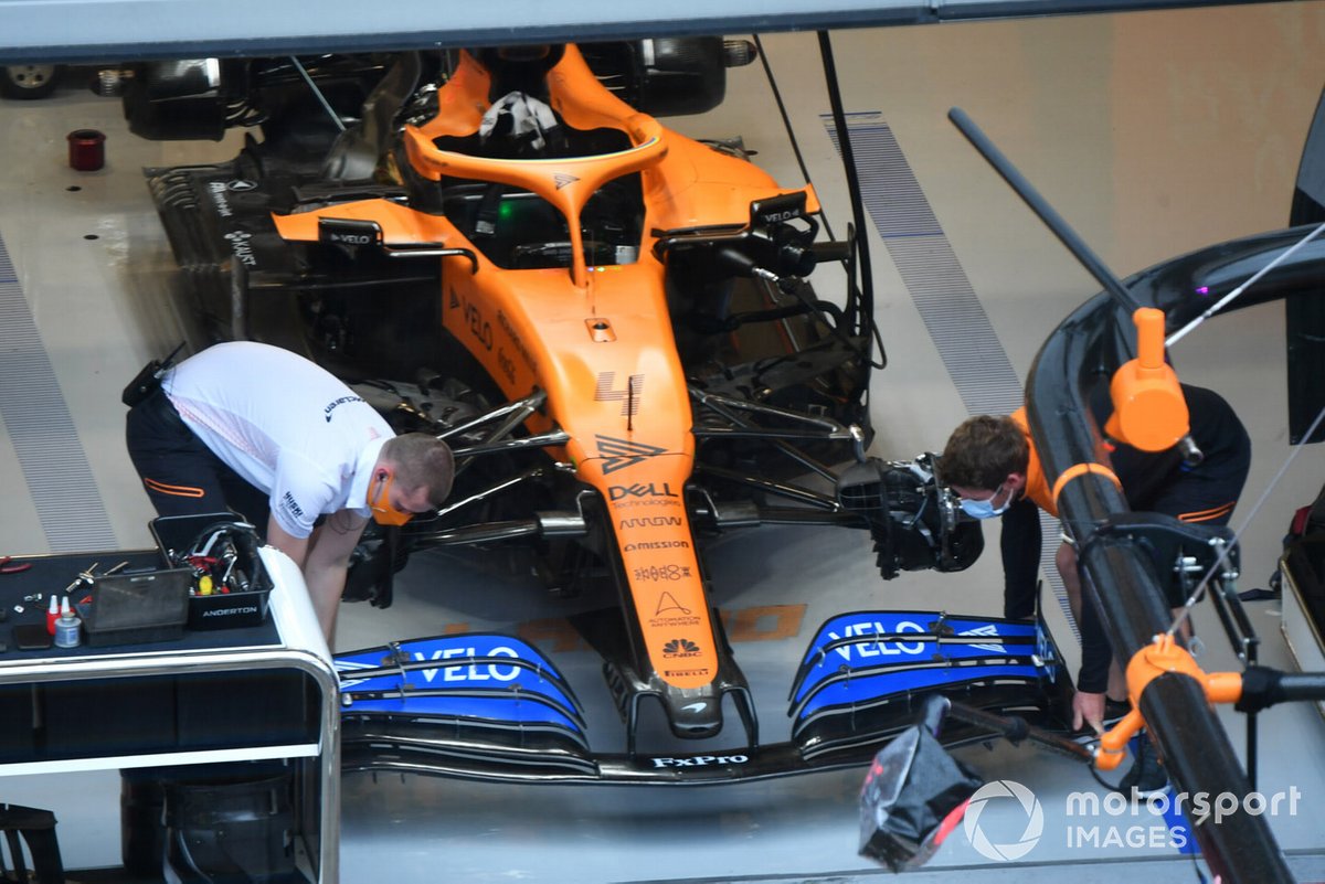 McLaren trabaja en el MCL35 de Lando Norris