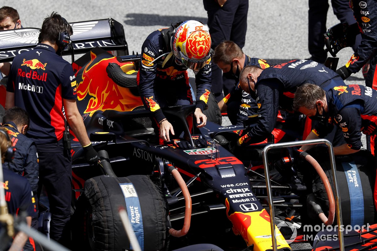 Max Verstappen, Red Bull Racing, arriva sulla griglia di partenza