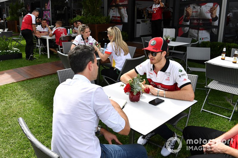 Antonio Giovinazzi, Alfa Romeo parla con la stampa