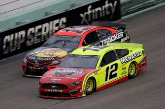 Ryan Blaney, Team Penske, Ford, Martin Truex Jr., Joe Gibbs Racing Toyota