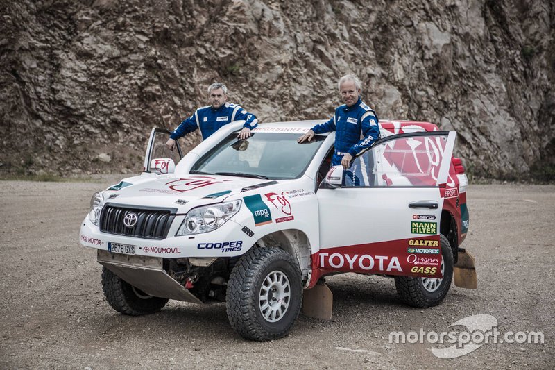 #345 Xavier Foj, Nacho Santamaría, Toyota Land Cruiser