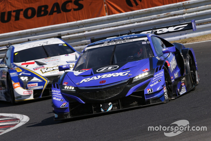 #100 Team Kunimitsu Honda NSX Concept GT: Naoki Yamamoto, Jenson Button leads #1 Team Tom's Lexus LC500: Ryo Hirakawa, Nick Cassidy
