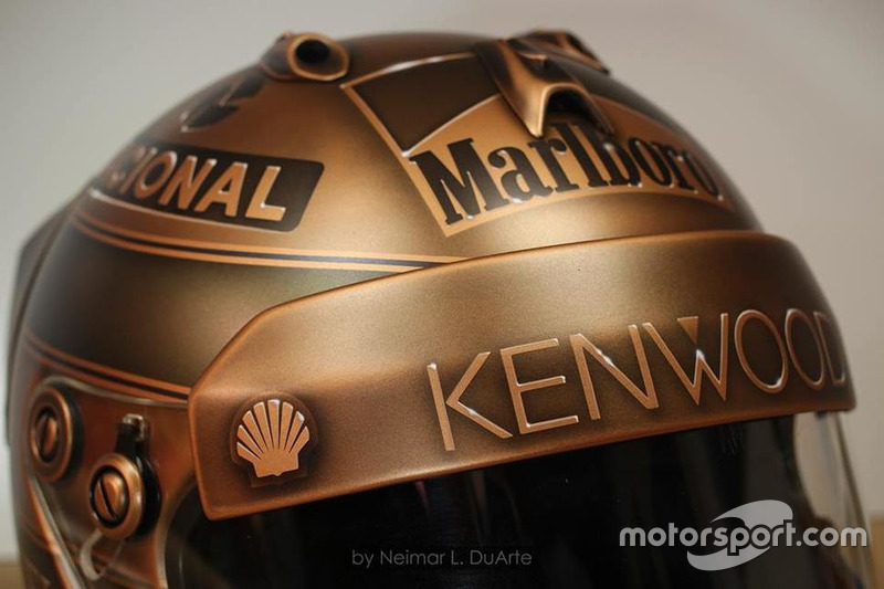 Casco de Ayrton Senna en bronce por Neimar Duarte