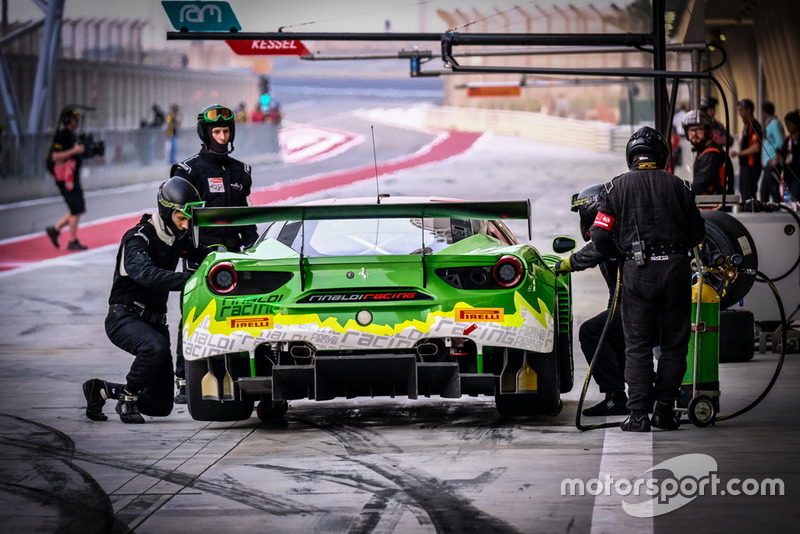 #333 Германия, Rinaldi Racing Ferrari 488 GT3: Александр Маттшулль, Нико Бастиан