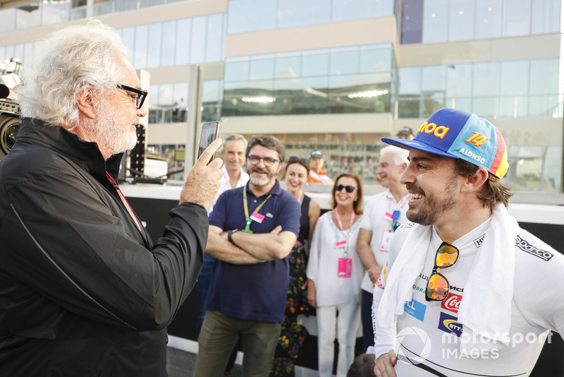 Fernando Alonso, McLaren, con Flavio Briatore