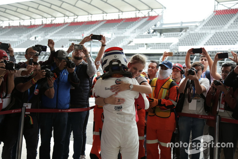 Tatiana Calderón, Sauber C37 piloto de prueba