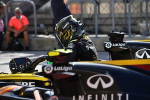 Nico Hulkenberg, Renault Sport F1 Team dans le parc fermé