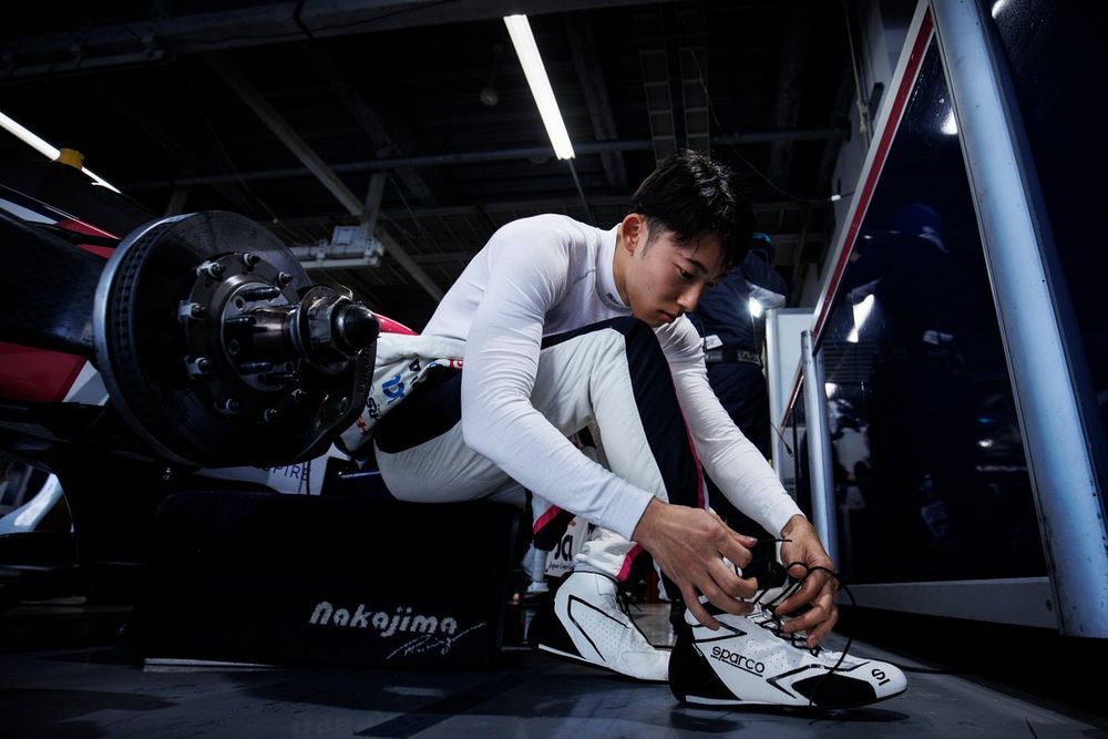 佐藤蓮、SF第3戦鈴鹿はドライブシャフト破損で0周リタイア。“予選番長