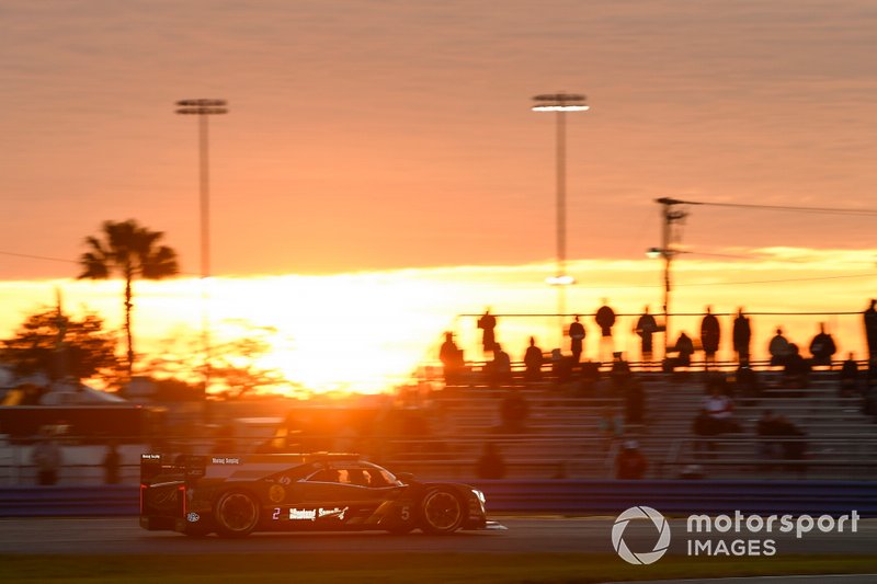 #5 Mustang Sampling Racing / JDC-Miller MotorSports Cadillac DPi, DPi: Sebastien Bourdais, Loic Duval, Joao Barbosa