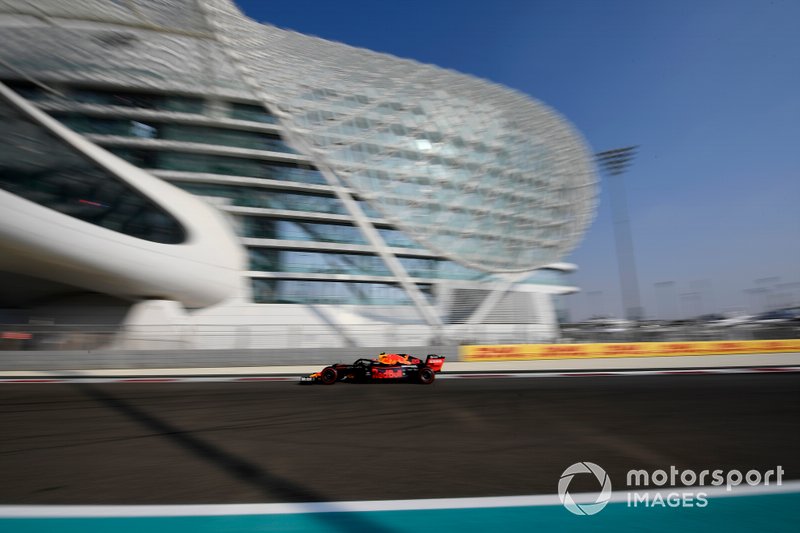 Alexander Albon, Red Bull RB15