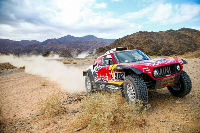 #302 JCW X-Raid Team: Stephane Peterhansel, Paulo Fiuza