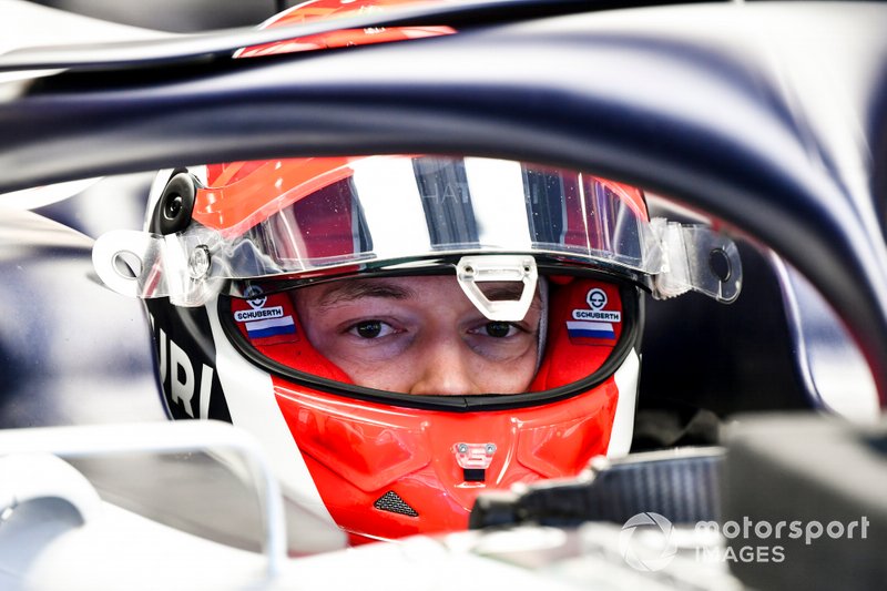 Daniil Kvyat, AlphaTauri AT01