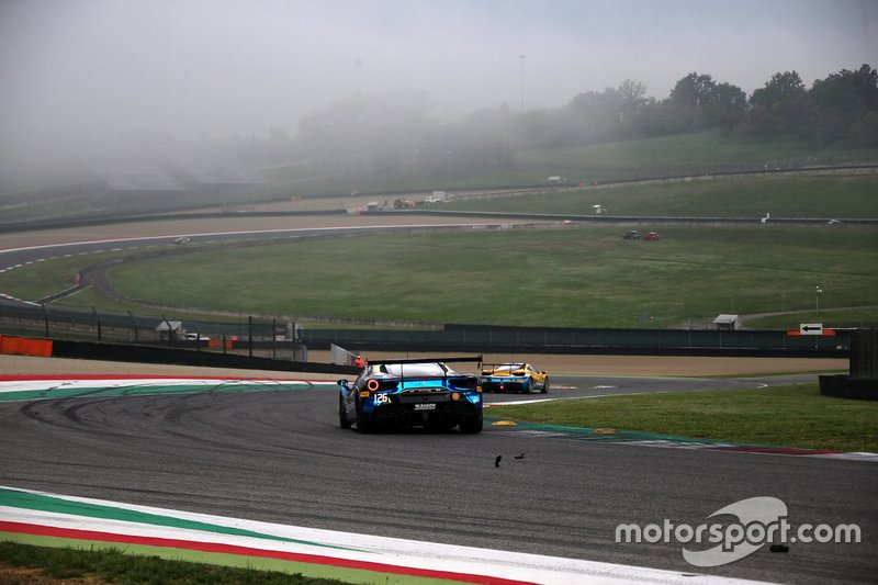 #126 Ferrari 488 Challenge, Forza Racing: Henrik Kamstrup
