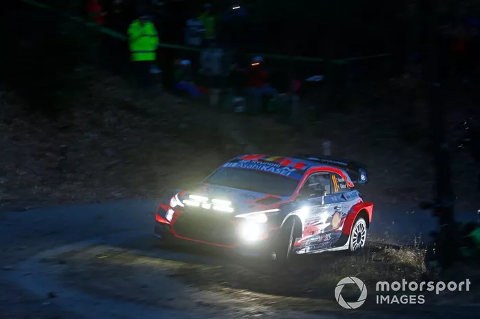 Thierry Neuville, Nicolas Gilsoul, Hyundai Motorsport Hyundai i20 Coupe WRC