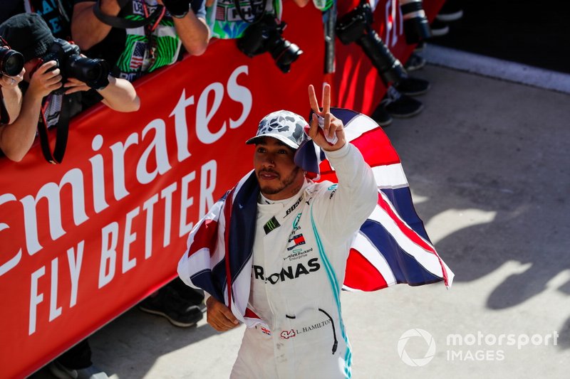 Lewis Hamilton, Mercedes AMG F1, 2nd position, celebrates after securing his sixth world championship